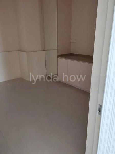 Other Retail for Rent in  Fragrance Empire Building - Image 2